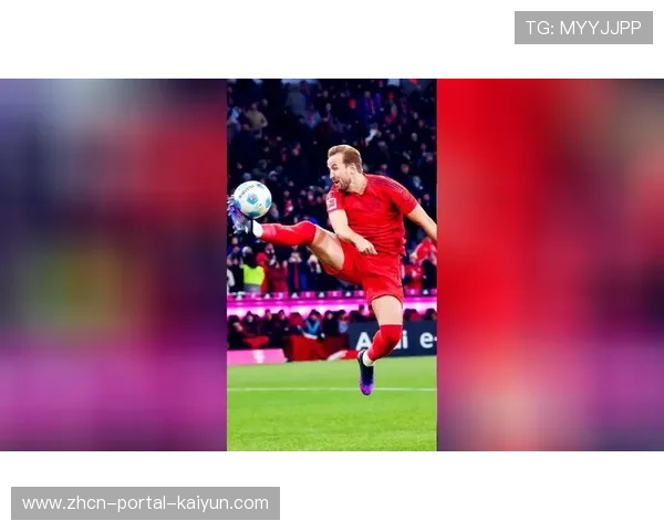 17岁卡尔停球抽射一气呵成，拜仁青训再添新星