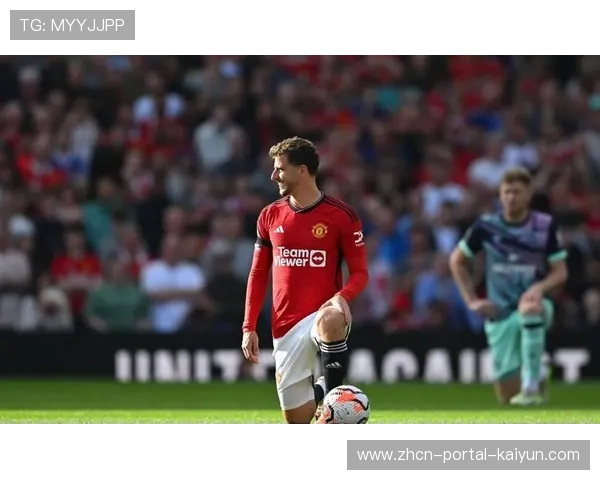 18岁小将莱西兜射中横梁，曼联错失绝杀机会